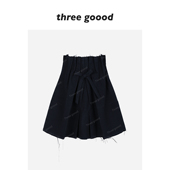 深巷裙角立体蝴蝶结装 THREE GOOOD殷三吉 饰百褶毛呢半身裙甜妹