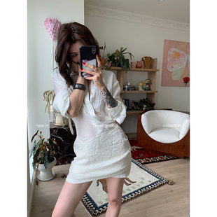 绑带收腰包臀设计衬衫 姐系女友 裙 GOOOD殷三吉 THREE