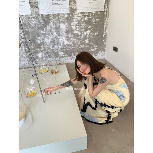 抽象定位印花下摆流苏拼接连衣裙