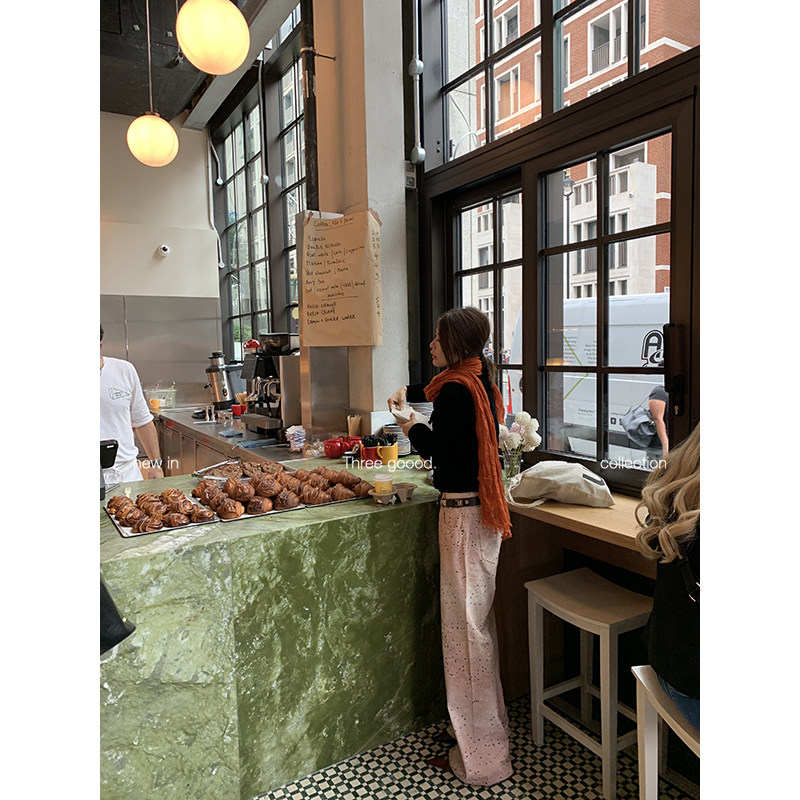 THREE GOOOD殷三吉 粉橘海洋 满天星印花牛仔裤宽松直筒裤,女装/女士精品,牛仔裤,淘宝优惠券,粉丝福利购,淘宝优惠卷