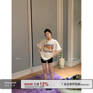 THREE GOOOD殷三吉慵懒氧气感 奶油鸭梨印花刺绣大版T恤 软糯好穿