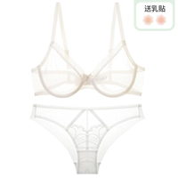 Белые трусы