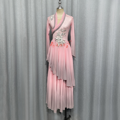 中国风古典舞演出服女舞蹈服