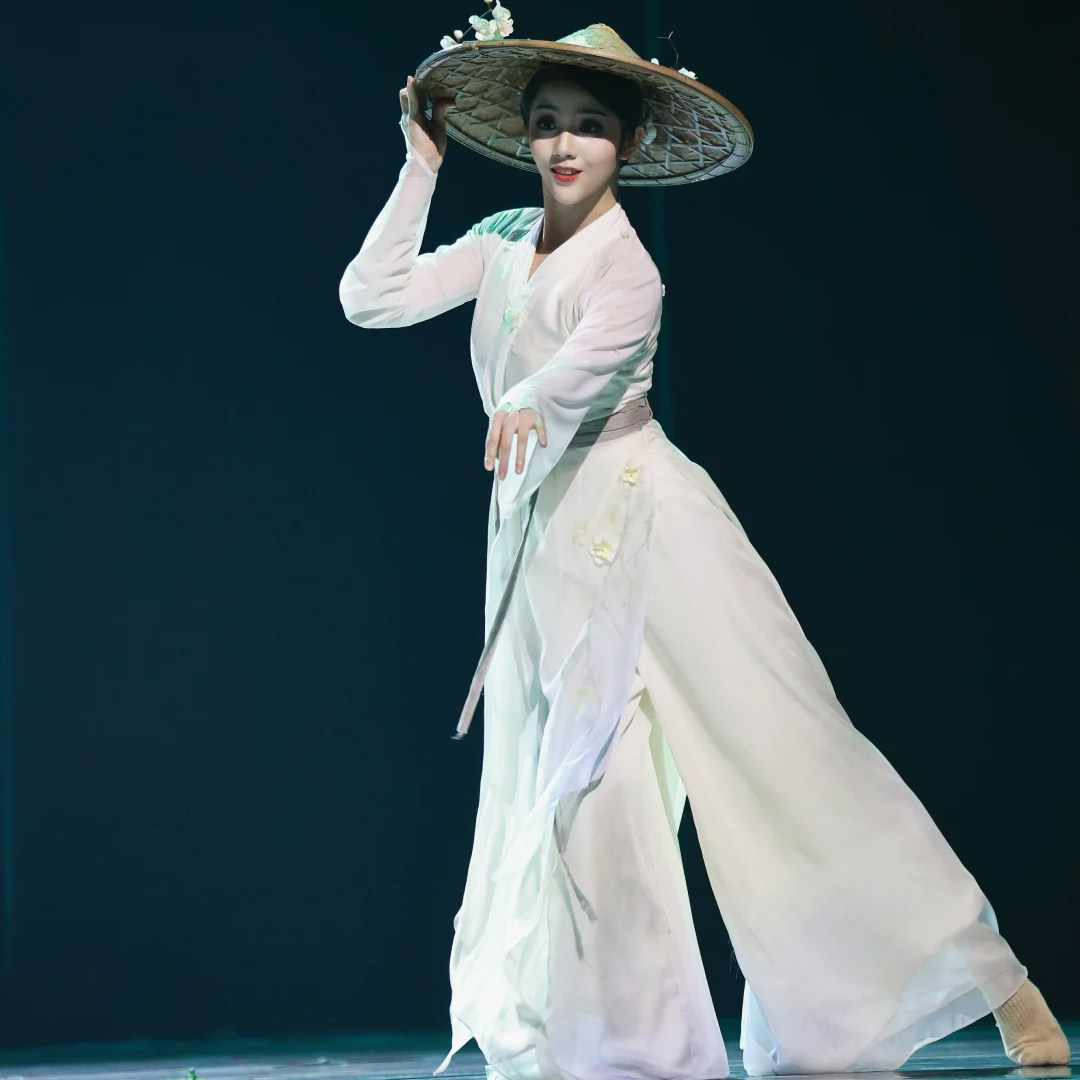 新款中国风古典舞艺考演出服定制