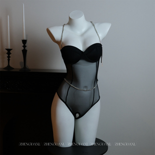 郑大嘻 内衣女 链条带胸垫连体衣吊带性感网纱紧身纯欲高级感新款