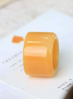 天然新疆和田玉糖玉扳指戒指