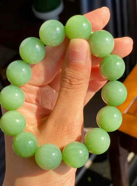 和田碧玉菠菜绿圆珠手链无黑点