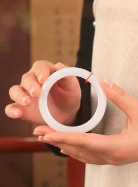 新疆和田玉羊脂白玉手镯