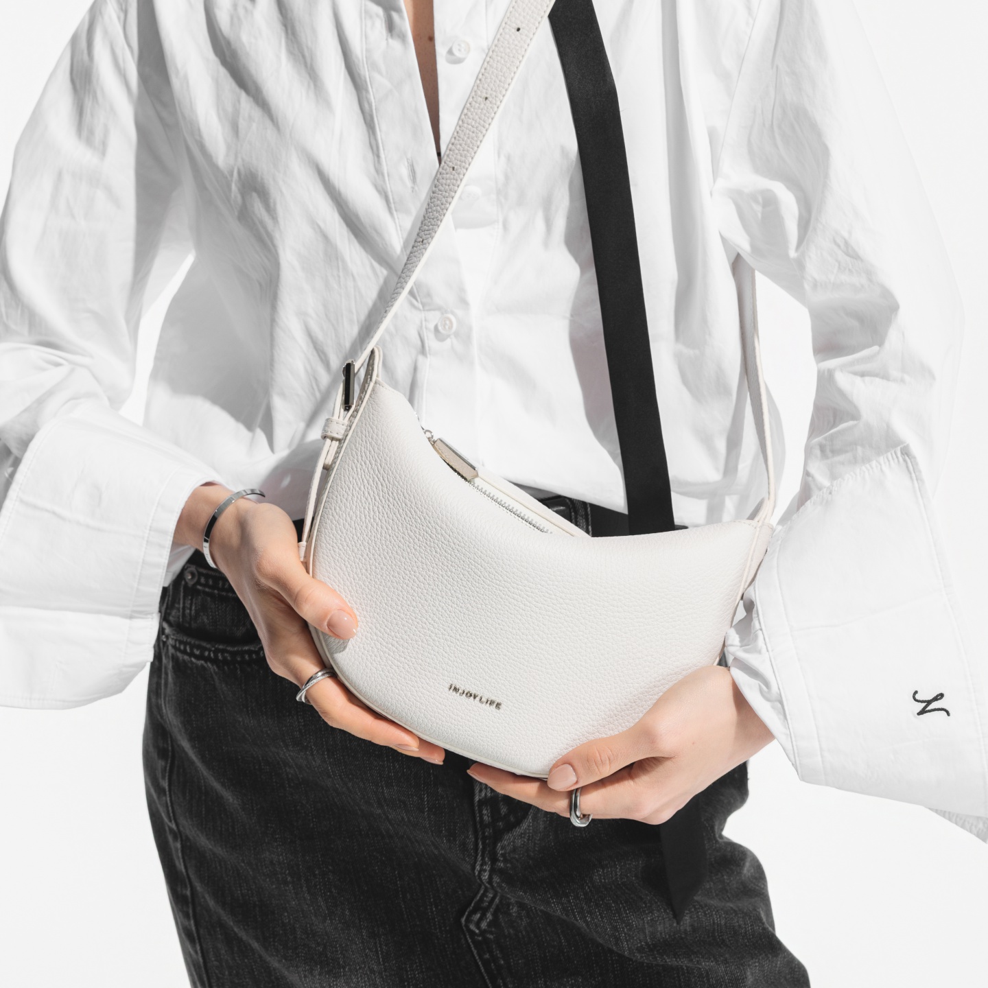 INJOYLIFE真皮taco白色马鞍包