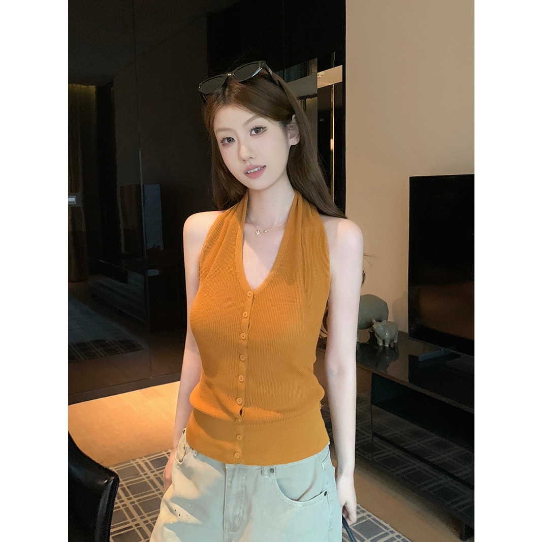 挂脖针织衫无袖背心女2026夏季新款单排扣V领修身显瘦气质上衣
