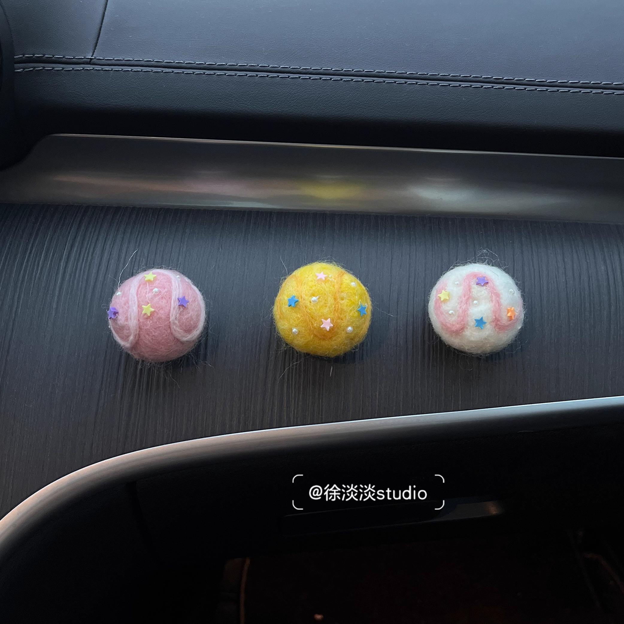 毛毡星星车载挂钩汽车前排多功能粘钩可爱车内装饰女生新车礼物