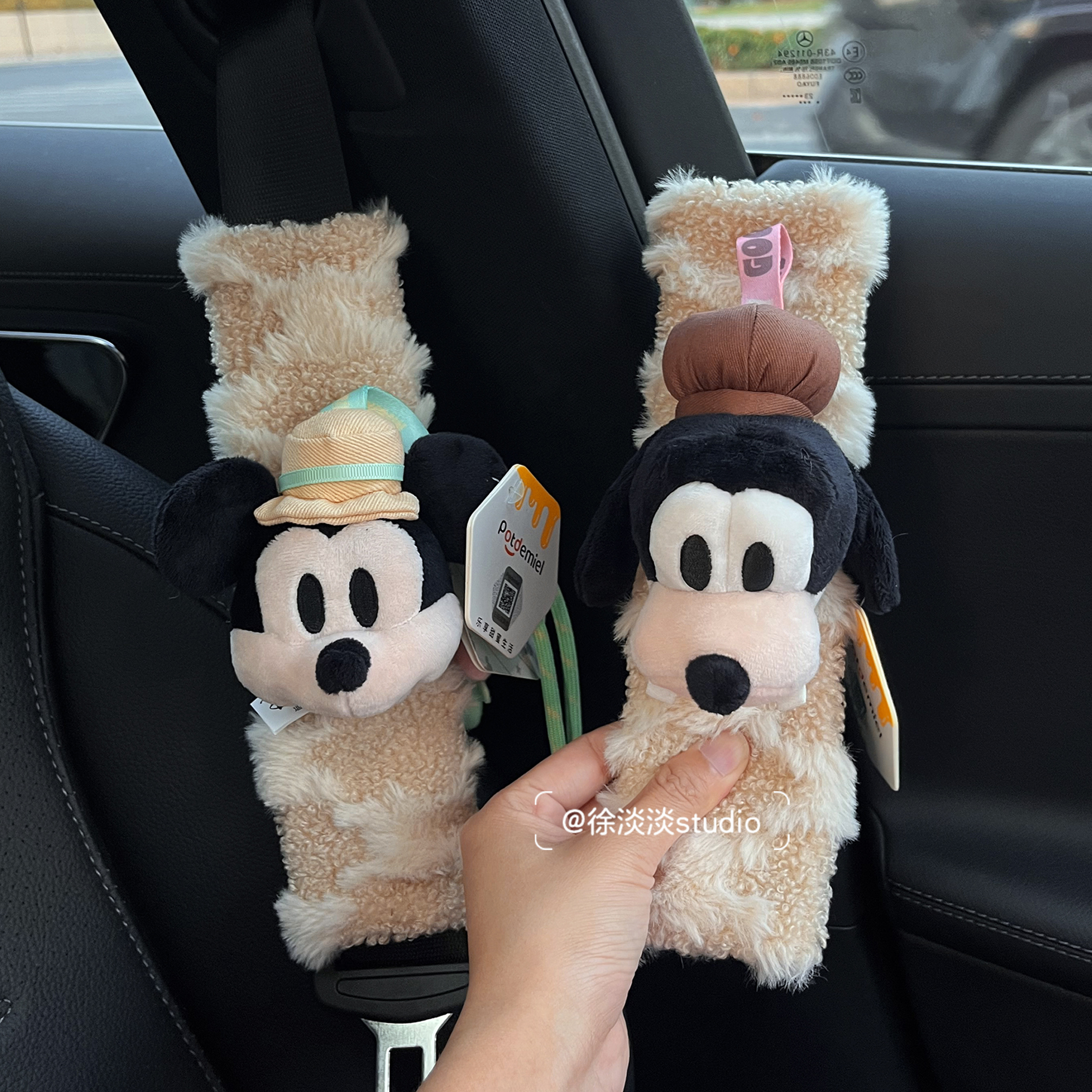 正版米奇高飞车载安全带护肩套miu系车载内饰品情侣送新车礼物