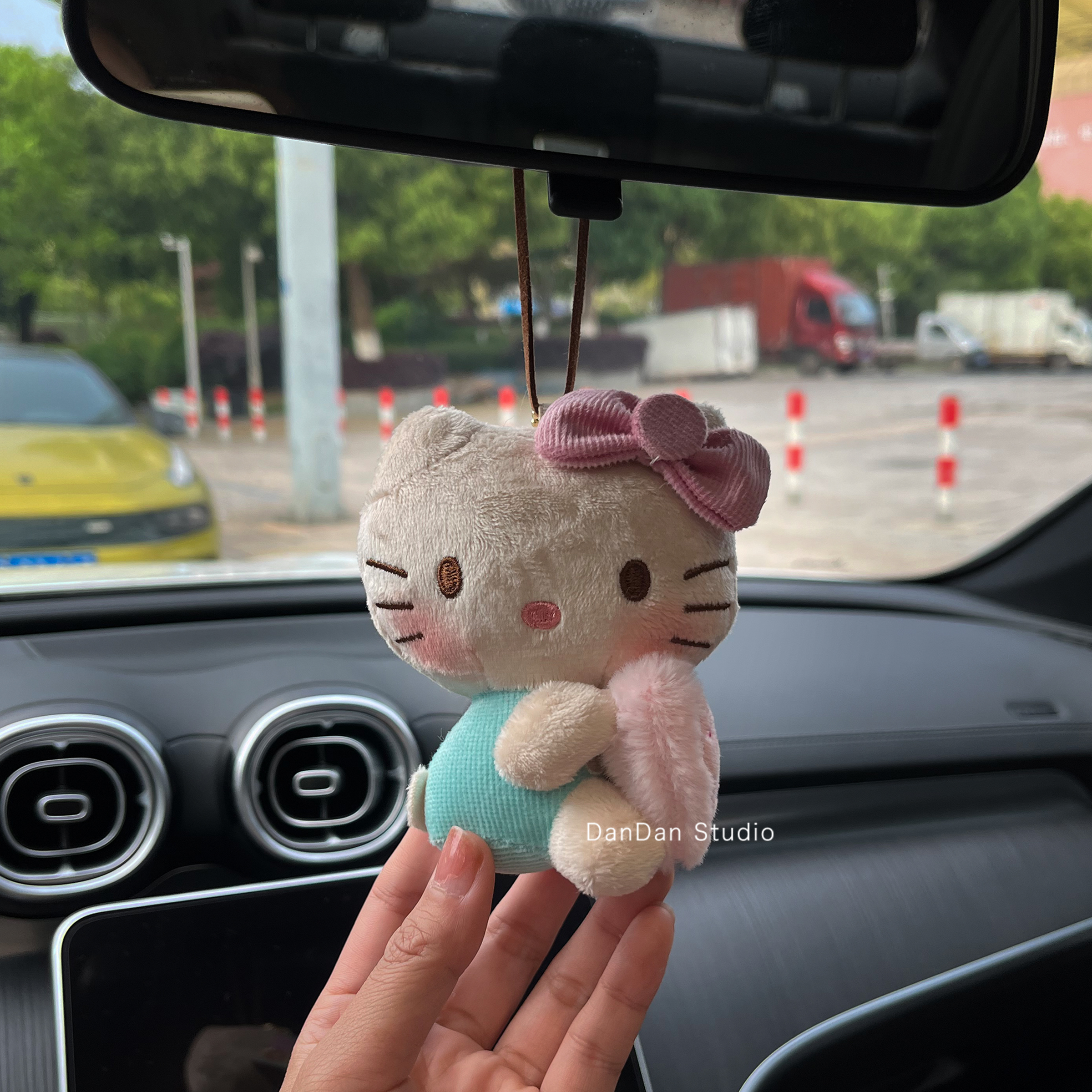 可爱薄荷绿Kitty汽车挂件装饰品车载雨刮器转向灯装饰新车礼物