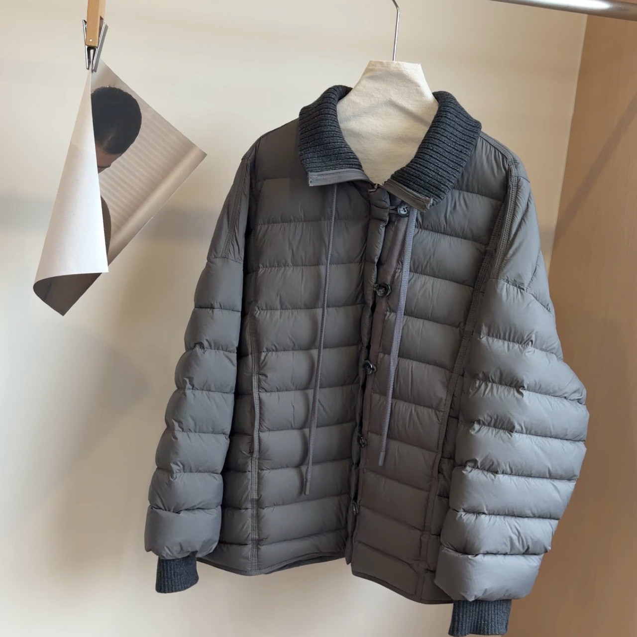 636#立领针织领抽绳宽松中长款排骨羽绒服