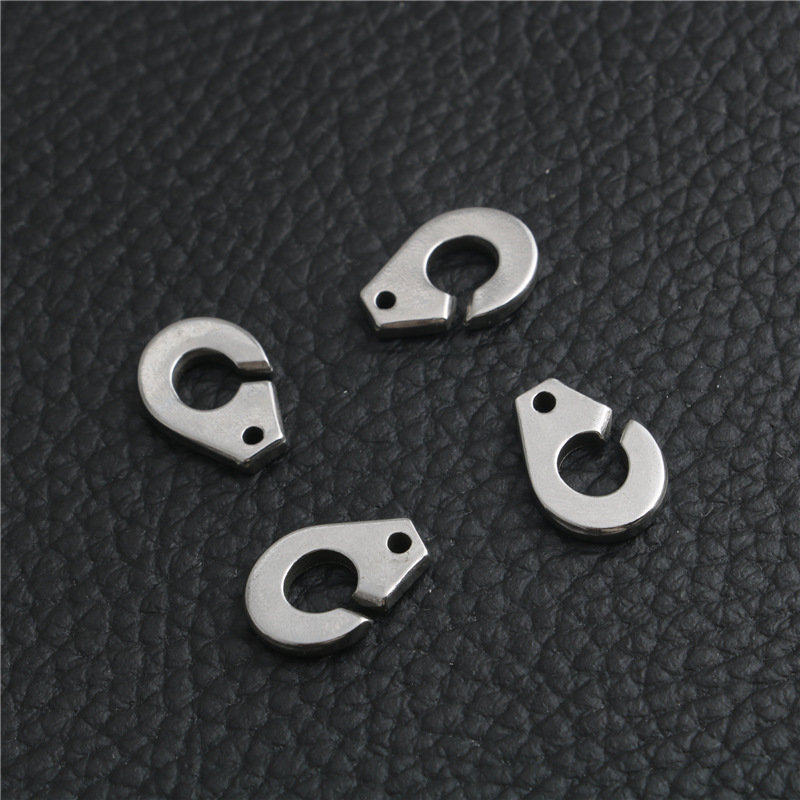 欧美朋克嘻哈钛钢手铐扣不锈钢时尚潮酷扣子DIY项链手链饰品配饰