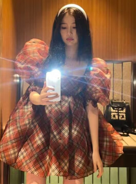 虞书欣同款Selkie 2022年春秋复古红格子方领泡泡袖连衣裙公主裙