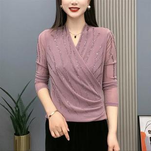 女 交叉领打底衫 气质百搭显瘦减龄设计感弹力网纱烫钻上衣春季 新款