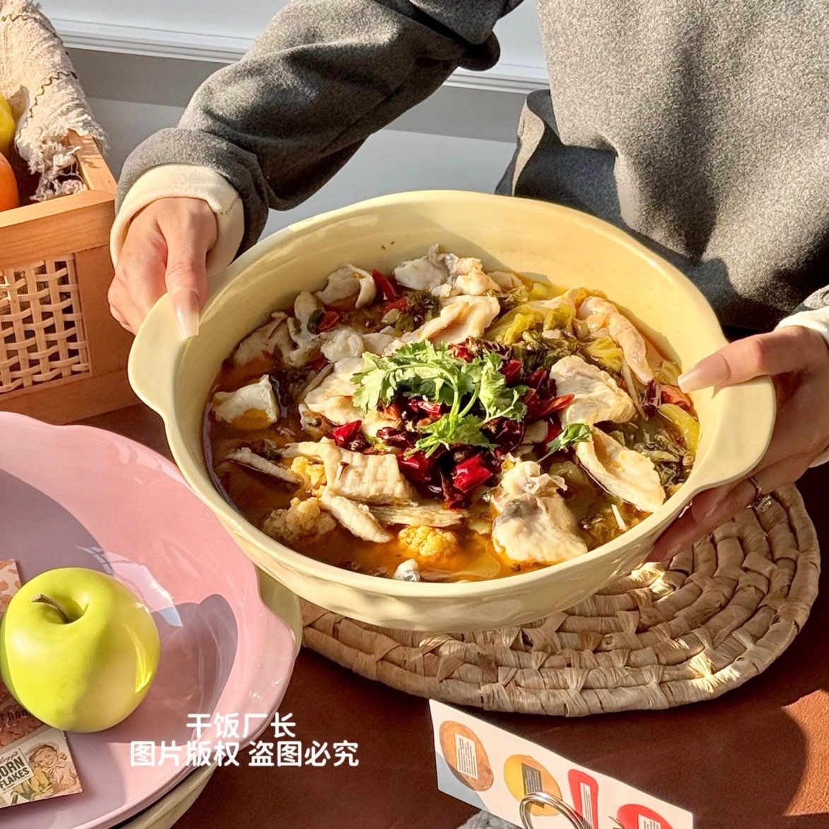 干饭厂酸菜鱼大号汤碗图片