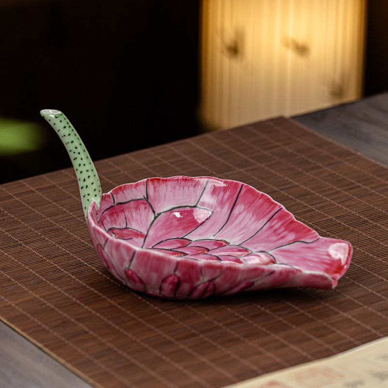 景德镇陶瓷手绘粉彩莲花纹秋操杯 复古瓷器收藏品莲花茶勺