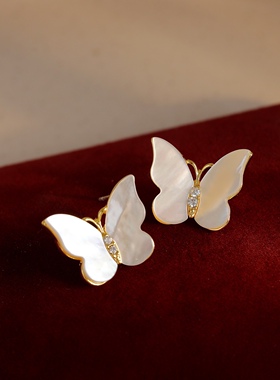 白色贝母蝴蝶耳钉无耳洞蚊香盘天然贝壳925纯银2024新款高级耳饰