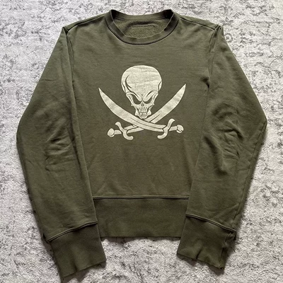 Beast98Ss Pirate Skull Graphic Sweatshirt