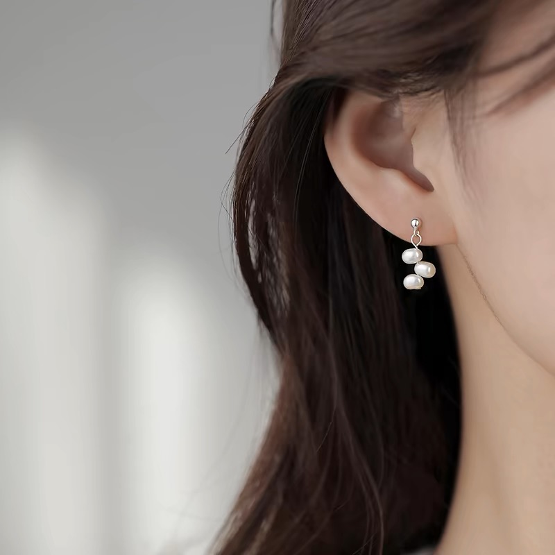 s925纯银珍珠耳钉女轻奢气质