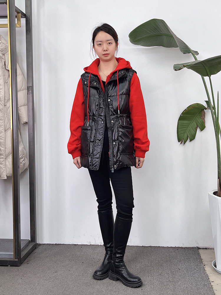 羽绒外套拼接宽松假两件