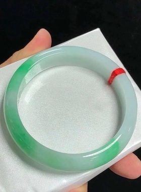 爆款飘绿花手镯高冰冰透飘高贵典雅气质镯时尚琉璃精美百搭