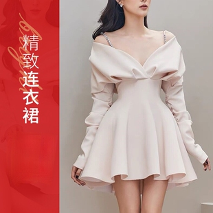 女装 2025新款 长袖 秋季 连衣裙 性感吊带名媛礼服裙短裙小香风法式