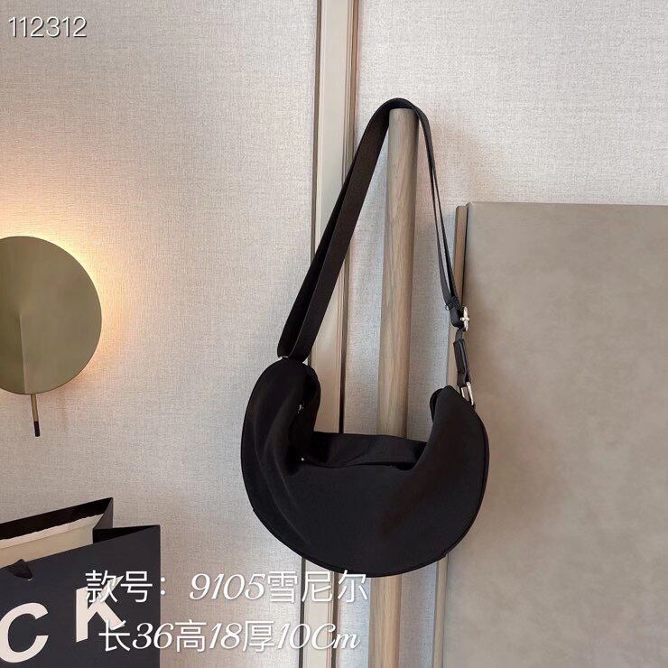 原宿风饺子包布料南韩丝牛津布包女大容量斜跨包休闲单肩包纯色潮