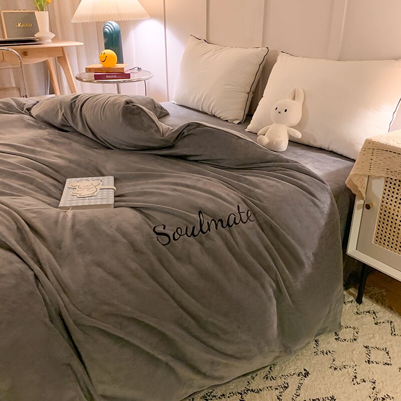 烟灰色加厚水晶绒被套单件保暖加绒牛奶绒被罩单人1.5米双人2米