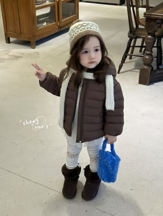 儿童轻薄羽绒服 女童咖色排骨羽绒服120码 实体正版正品秋冬新款
