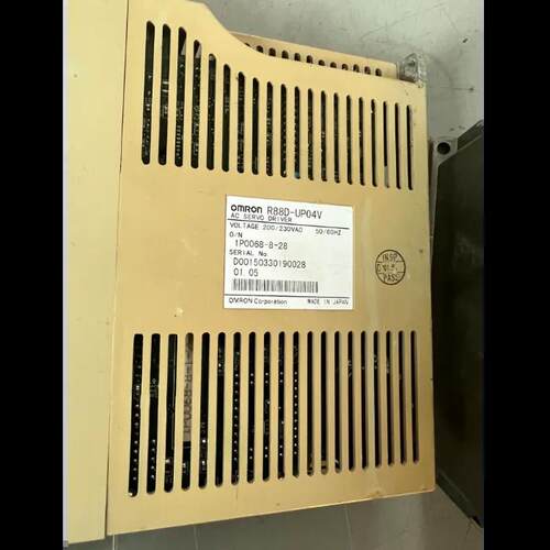 释迦自动化~伺服驱动器 100W 200VR88D-UP04