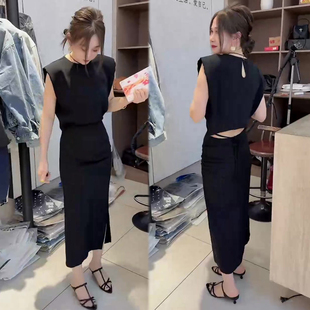 御姐风露背无袖连衣裙女2026夏季新款收腰修身显瘦时尚百搭长裙子