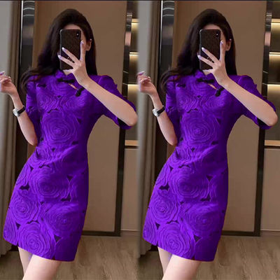 国潮风洋气复古盘扣设计连衣裙