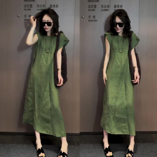 慵懒风绿色连衣裙女2026春季新款薄款宽松显瘦纯色净版短袖长裙子
