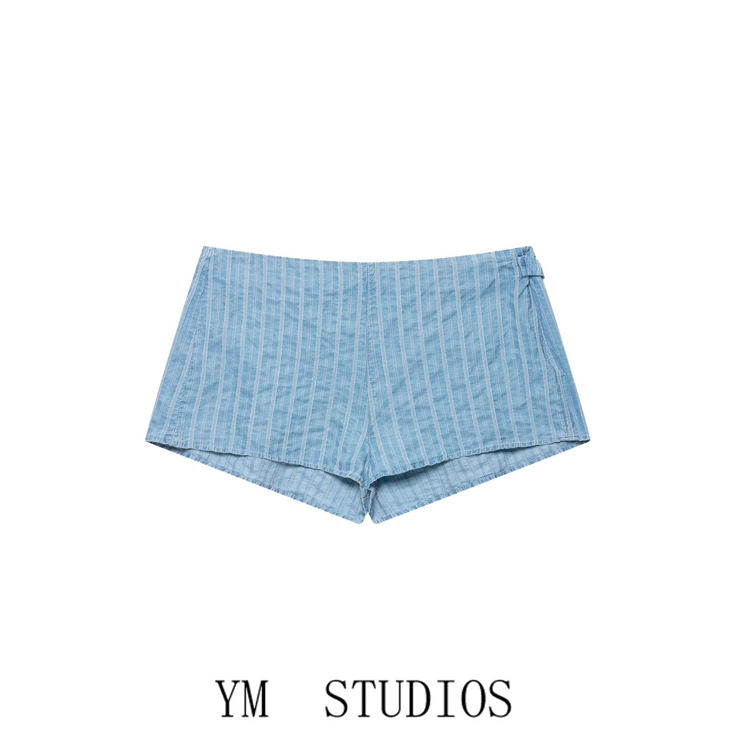 夏季低腰浅蓝竖条显瘦迷你热裤