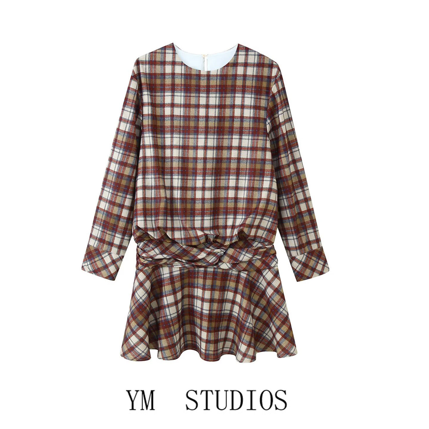 欧美女装   学院风复古格纹褶皱收腰连衣裙长袖圆领显瘦春装短裙