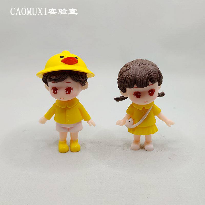 微缩人物情侣卡通小黄帽男孩女孩可爱公仔塑料手办玩偶微景观摆件