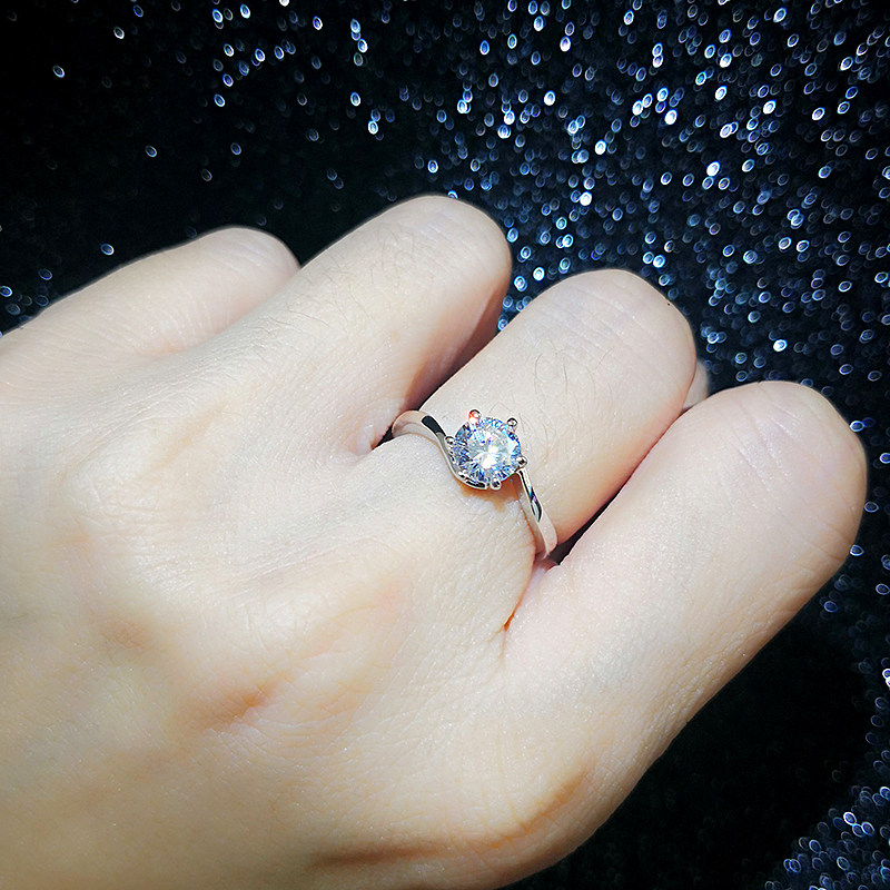 鑽戒仿真鑽潮女壹克拉六爪簡約鴿子蛋锆石高碳鑽求婚訂婚指環戒指在類目 飾品/流行首飾/時尚飾品新, 戒指/指環中 - 來自Buy2taobao.com提供專業的淘寶代購服務