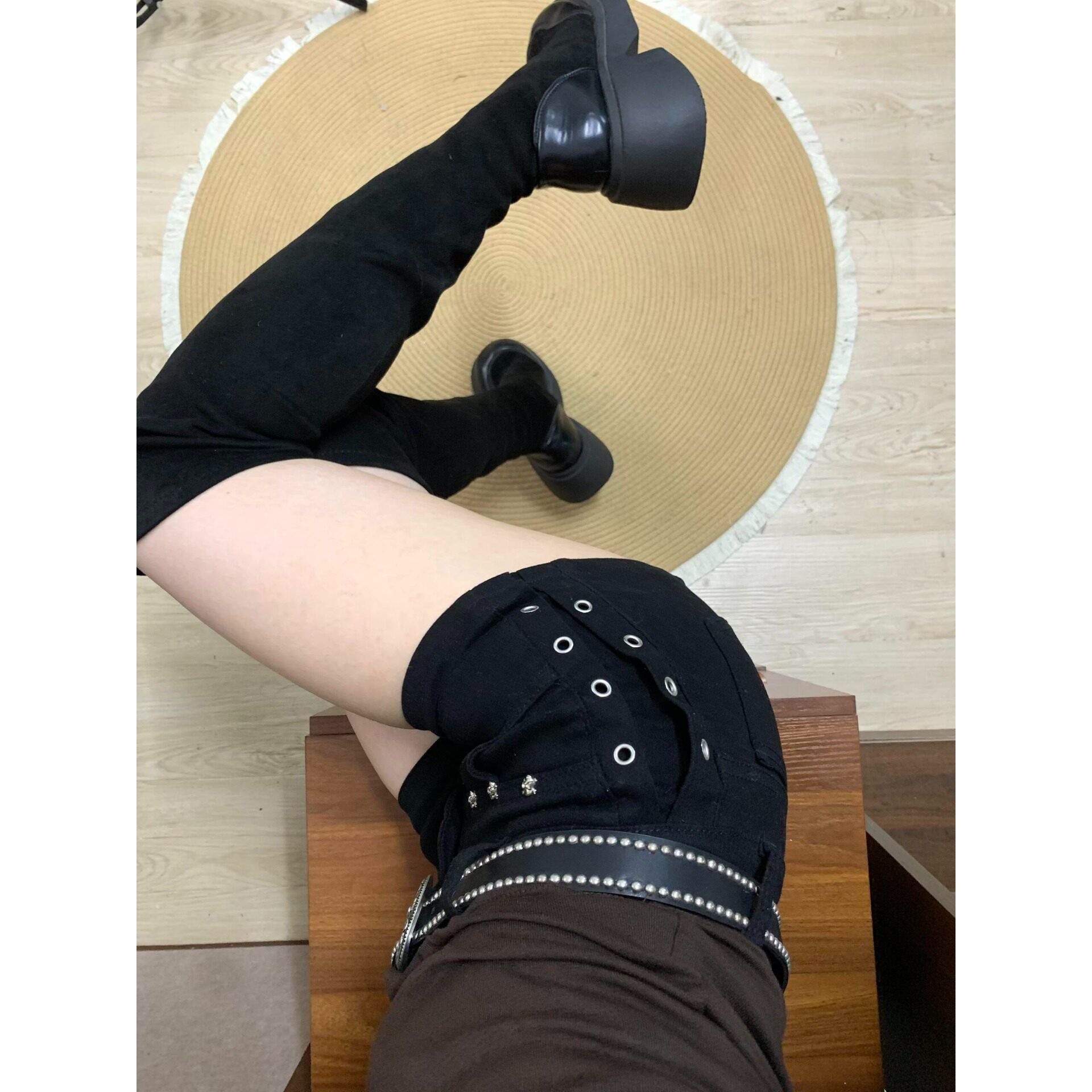 145cm小个子黑色铆钉休闲短裤美式百搭145高腰修身直筒裤外穿热裤
