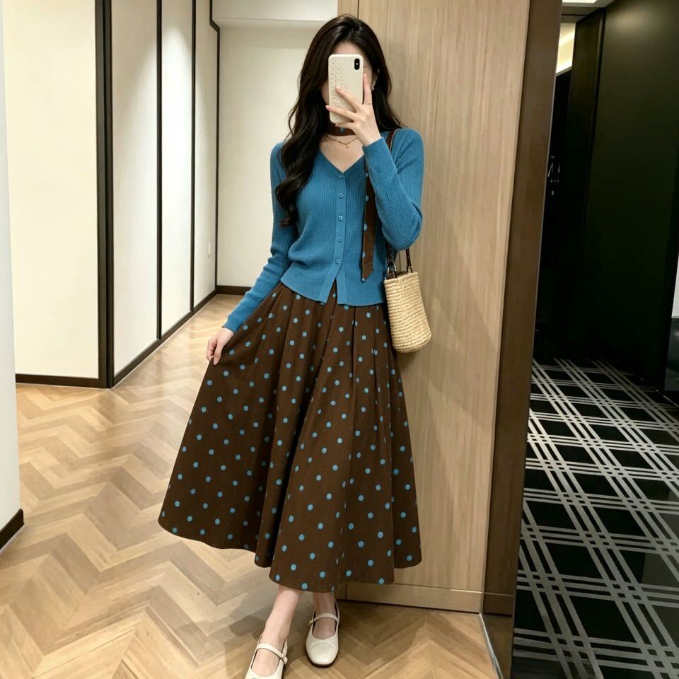 韩系穿搭小个子慵懒风蓝色V领坑条纹针织开衫修身显瘦长袖上衣XS