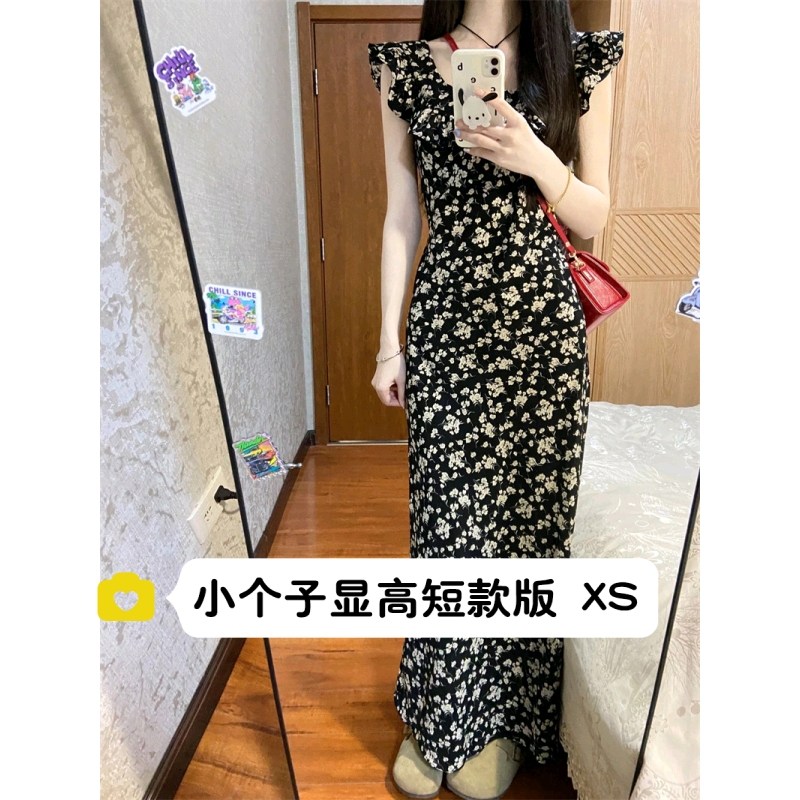 小个子飞飞袖方领碎花连衣裙