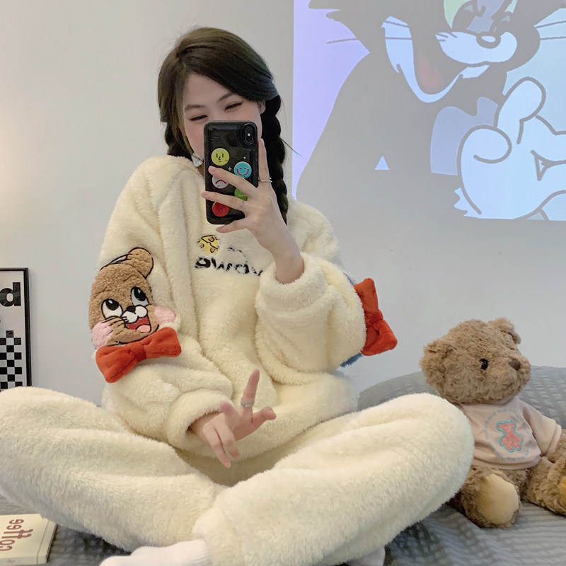 珊瑚绒睡衣女秋冬季女款加绒加厚网红风卡通冬天法兰绒家居服套装