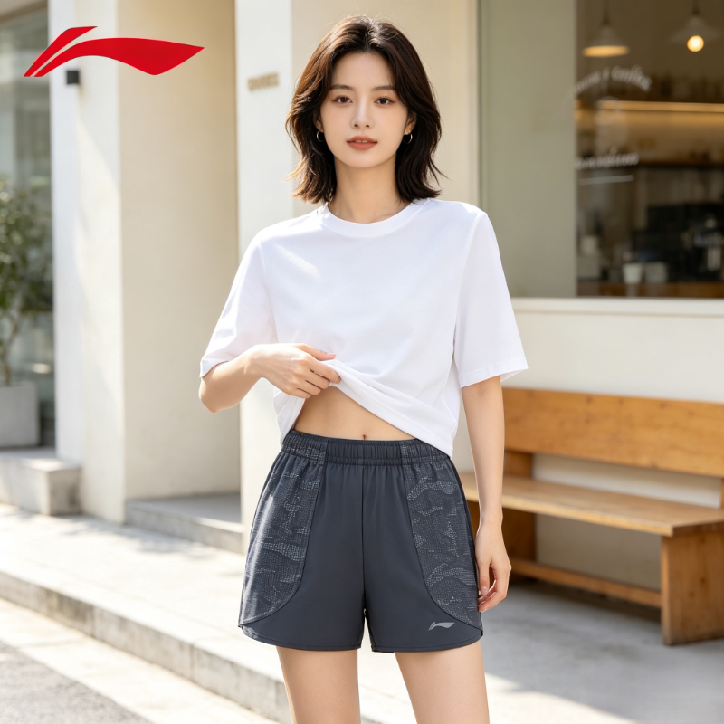 李宁短裤女款夏季新款健身跑步日常瑜伽舒适透气运动短裤AKST478