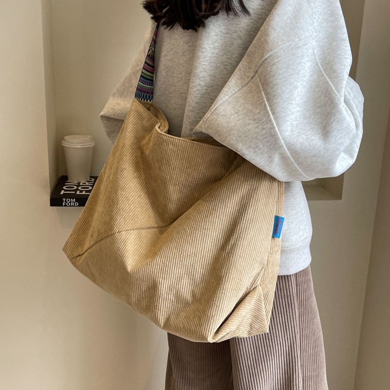 早八通勤包包女大学生上课包秋冬季新款灯芯绒托特包大容量斜挎包,箱包皮具/热销女包/男包,通用款女包,淘宝优惠券,粉丝福利购,淘宝优惠卷