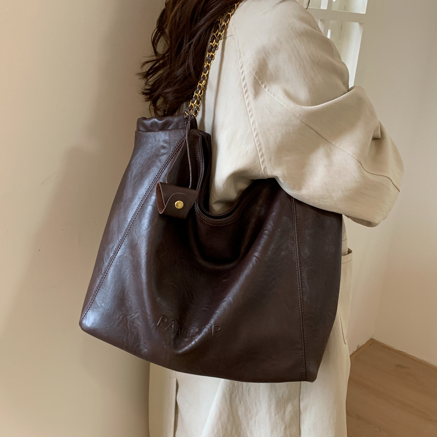 高级感大容量通勤单肩腋下托特包