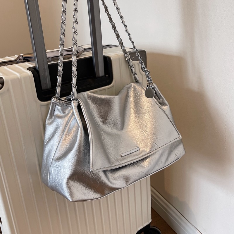 上课通勤银色大包包女2025新款大容量托特包高级感链条单肩斜挎包,箱包皮具/热销女包/男包,通用款女包,淘宝优惠券,粉丝福利购,淘宝优惠卷