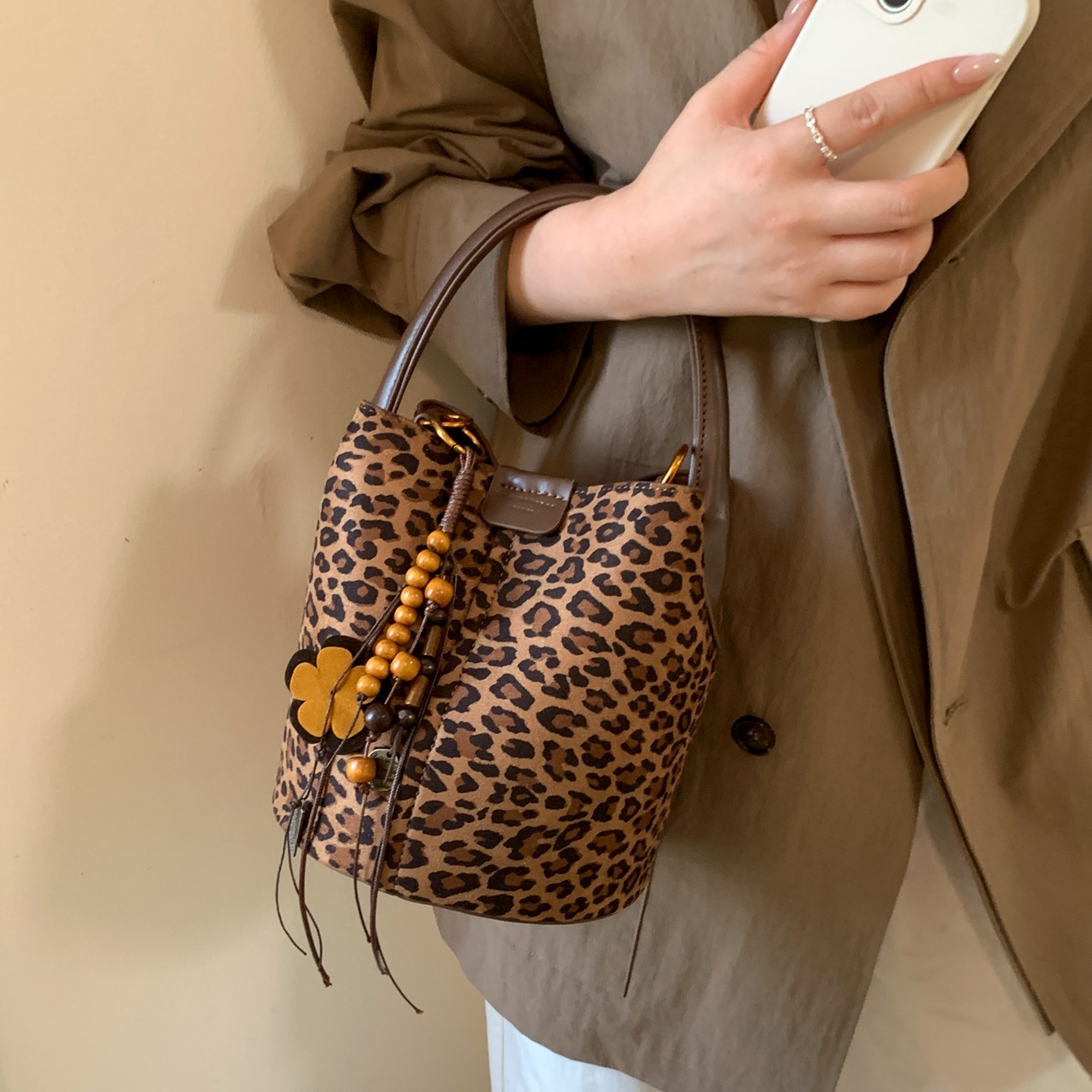 小众复古豹纹包包女式2025新款秋冬流行百搭斜挎包通勤手提水桶包,箱包皮具/热销女包/男包,通用款女包,淘宝优惠券,粉丝福利购,淘宝优惠卷