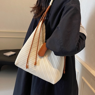 大容量编织包女2026新款夏季休闲百搭单肩包上班通勤托特包沙滩包